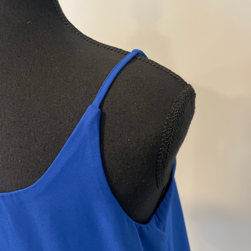 Reitmans Cobalt Blue Camisole with V-Neck EUC - Picture 6 of 9